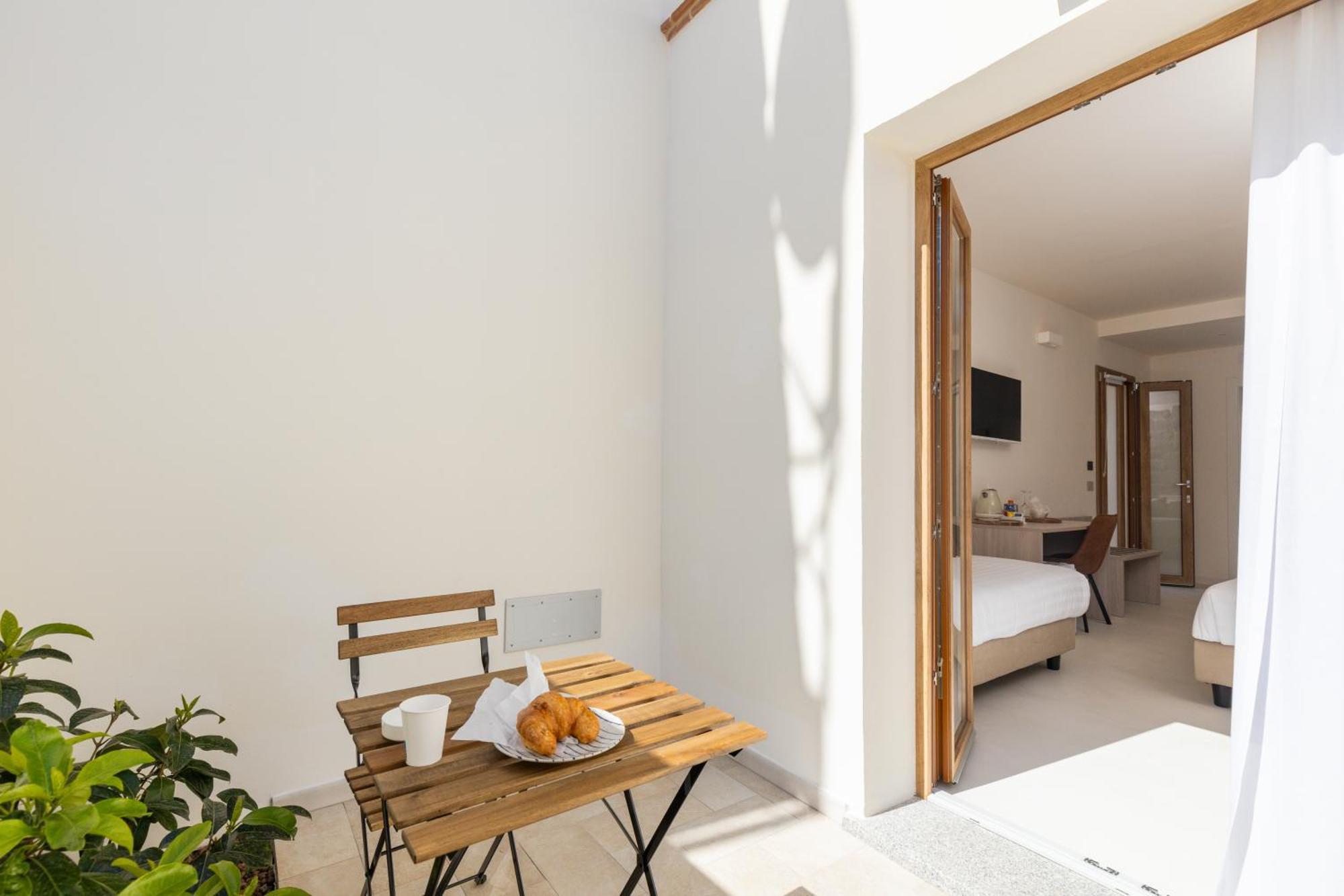 Ausentu Guest House Tortolì Extérieur photo